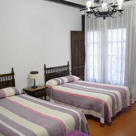 De Montana La Casa Grande Pensionat Nogueruelas